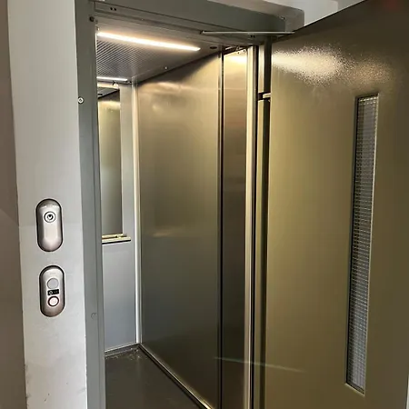 Apartament Rose *